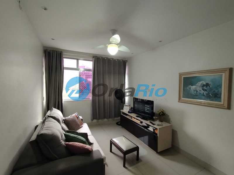 Apartamento à venda com 3 quartos, 70m² - Foto 1