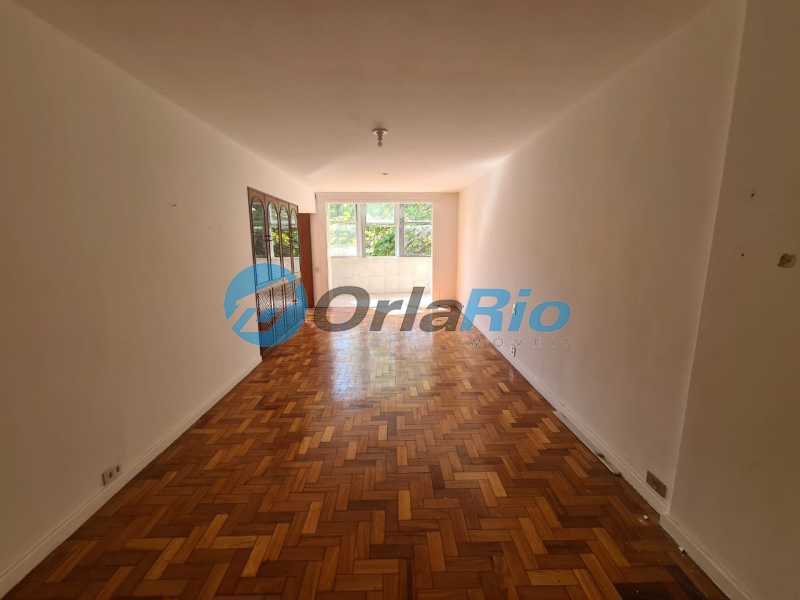 Apartamento à venda com 3 quartos, 118m² - Foto 2