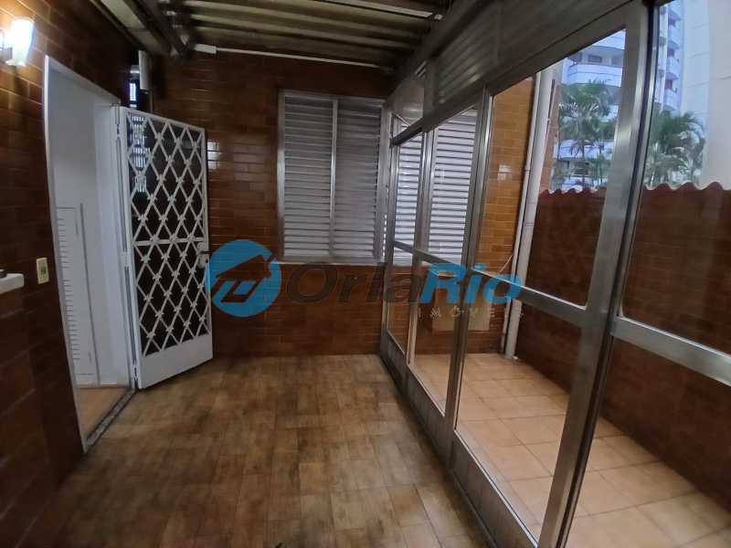 Apartamento para alugar com 3 quartos, 145m² - Foto 26