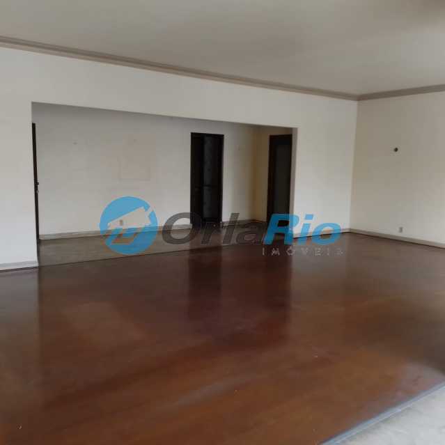 Apartamento à venda com 4 quartos, 258m² - Foto 4