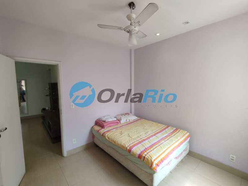 Apartamento à venda com 2 quartos, 70m² - Foto 13