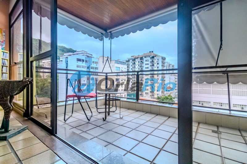 Apartamento à venda com 3 quartos, 137m² - Foto 5