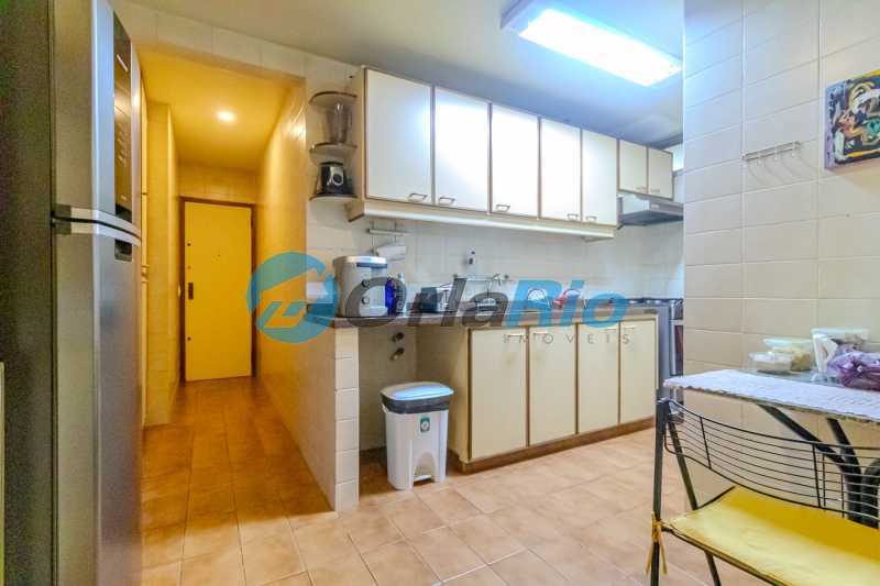 Apartamento à venda com 3 quartos, 137m² - Foto 22