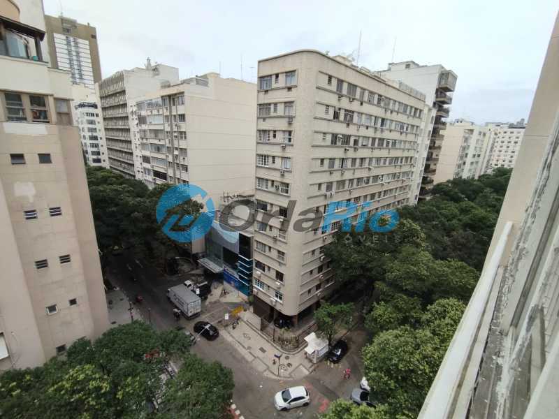 Apartamento à venda com 3 quartos, 194m² - Foto 4