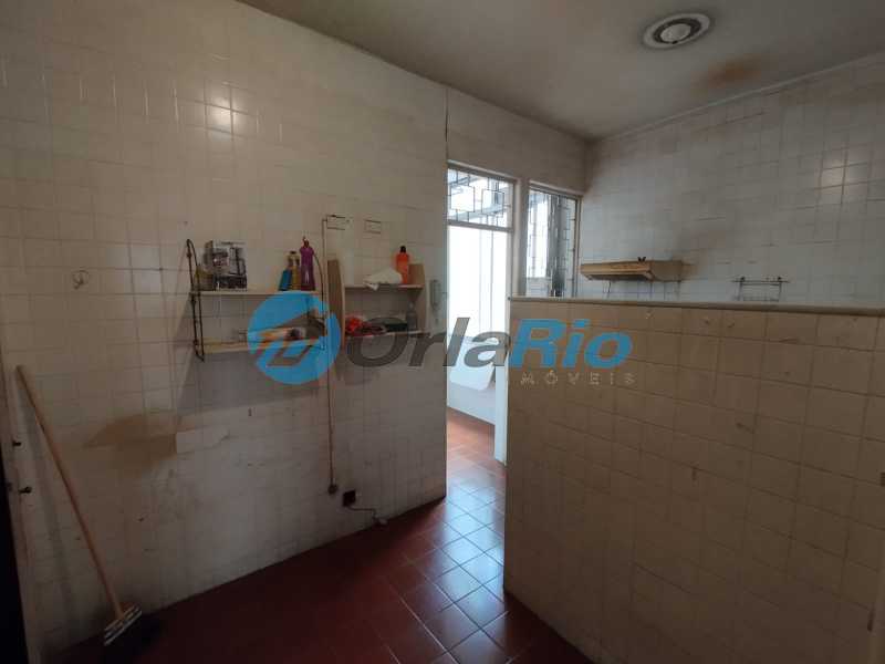 Apartamento à venda com 3 quartos, 194m² - Foto 27