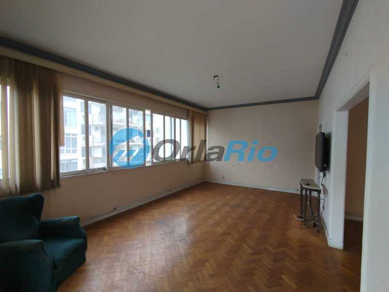 Apartamento à venda com 3 quartos, 194m² - Foto 6