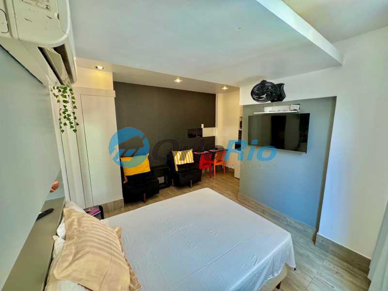 Apartamento à venda com 2 quartos, 62m² - Foto 17