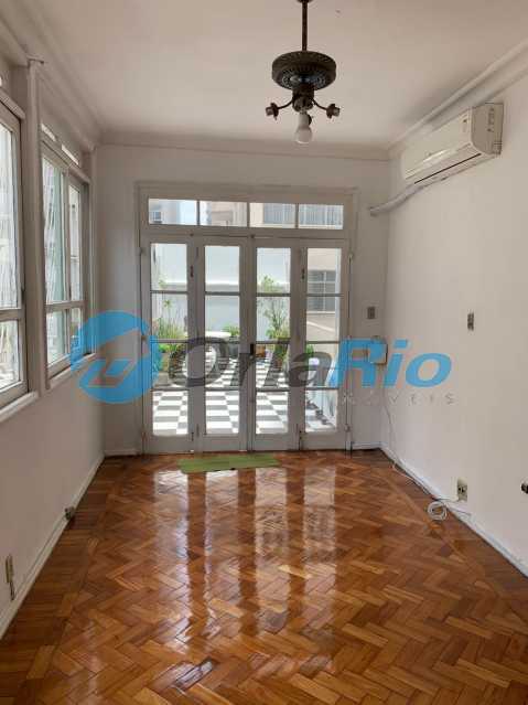 Apartamento à venda com 3 quartos, 143m² - Foto 1