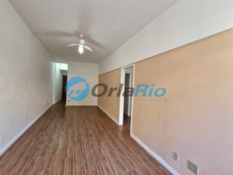 Apartamento à venda com 2 quartos, 77m² - Foto 3