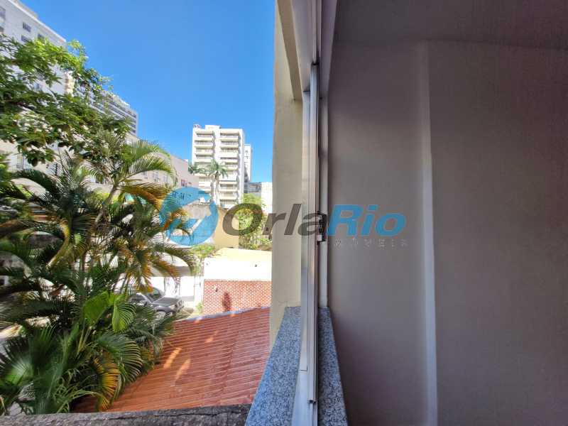 Apartamento à venda com 2 quartos, 77m² - Foto 7