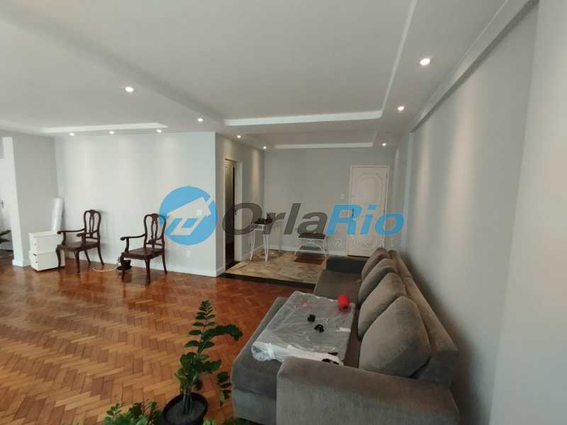 Apartamento à venda com 3 quartos, 170m² - Foto 2