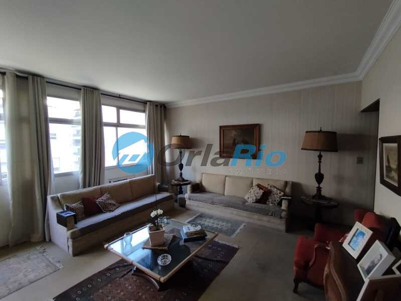 Apartamento à venda com 4 quartos, 191m² - Foto 5