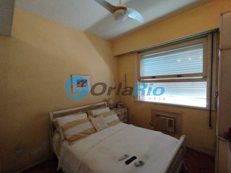 Apartamento à venda com 4 quartos, 191m² - Foto 17