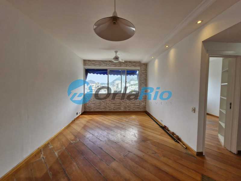 Apartamento à venda com 2 quartos, 77m² - Foto 1