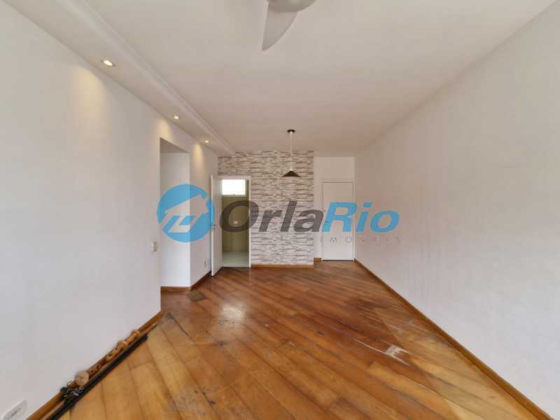 Apartamento à venda com 2 quartos, 77m² - Foto 3