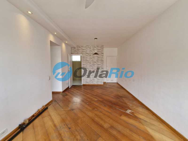 Apartamento à venda com 2 quartos, 77m² - Foto 4