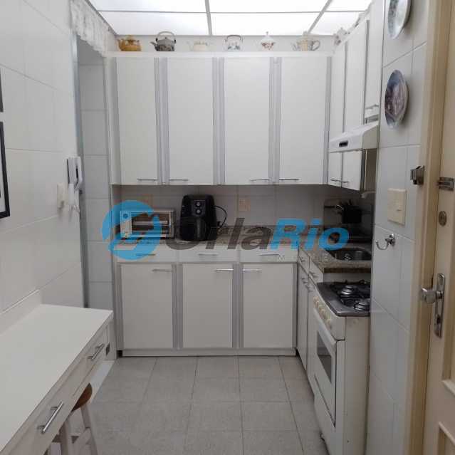 Apartamento à venda com 2 quartos, 80m² - Foto 22