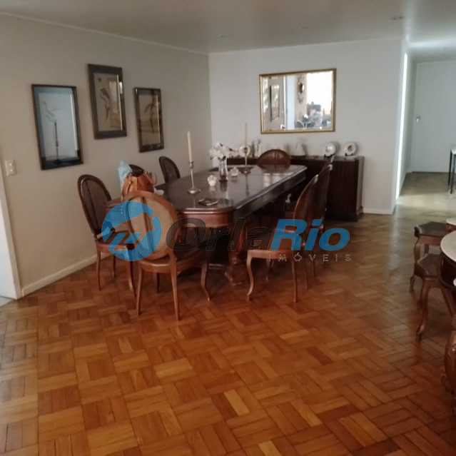 Apartamento à venda com 3 quartos, 195m² - Foto 6