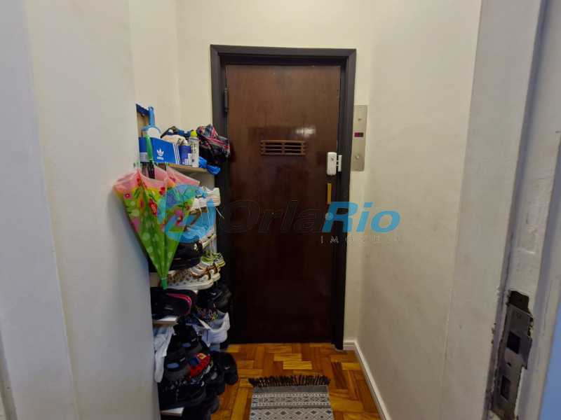 Apartamento à venda com 3 quartos, 100m² - Foto 9