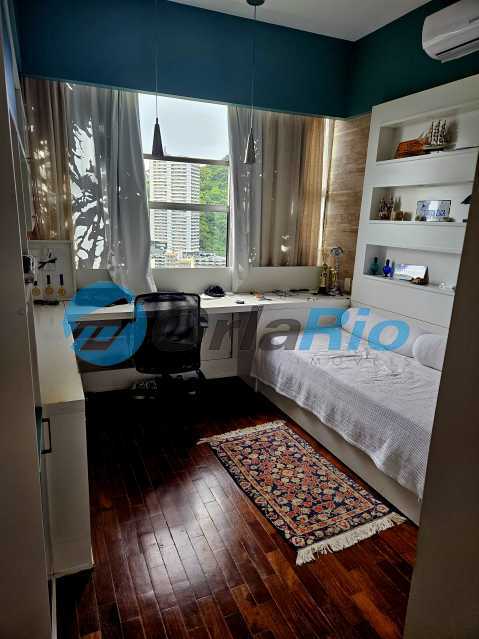 Apartamento à venda com 4 quartos, 164m² - Foto 9