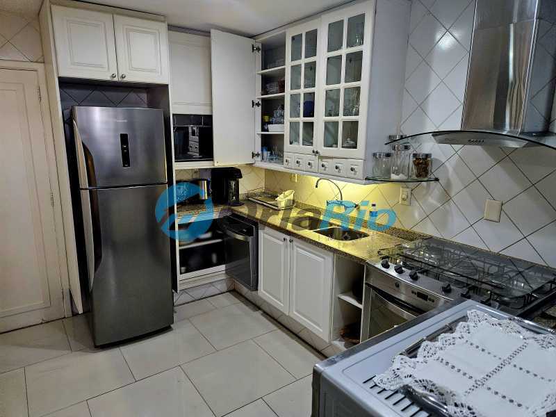 Apartamento à venda com 4 quartos, 164m² - Foto 21