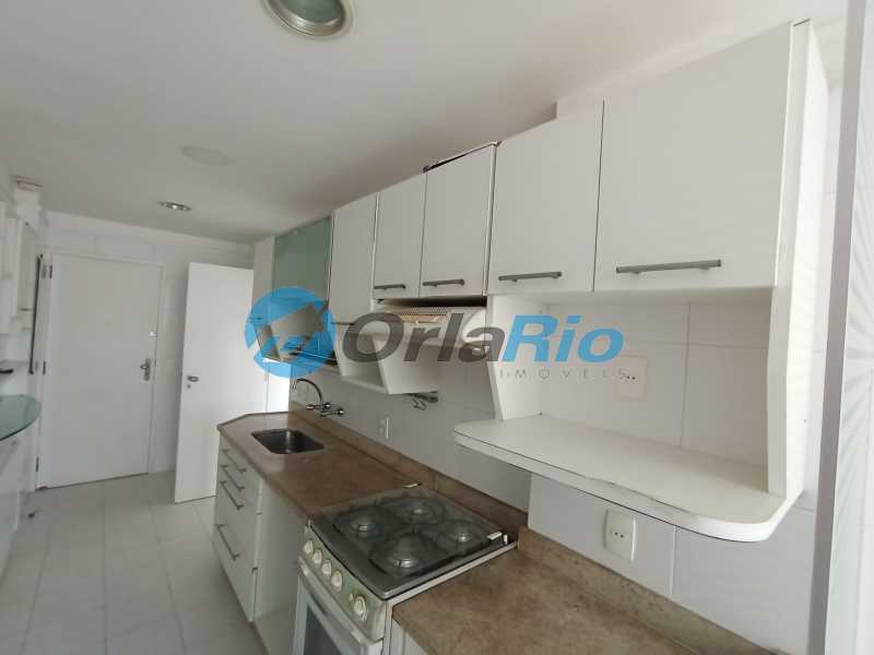 Apartamento à venda com 3 quartos, 95m² - Foto 19