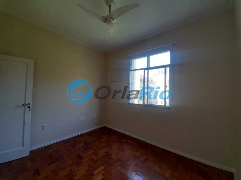 Apartamento para alugar com 2 quartos, 75m² - Foto 11