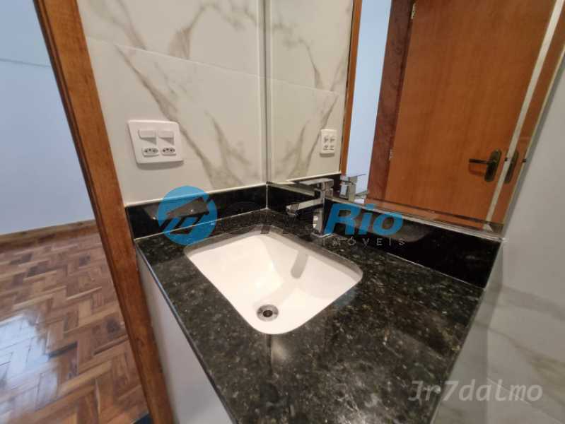 Apartamento à venda com 2 quartos, 65m² - Foto 13