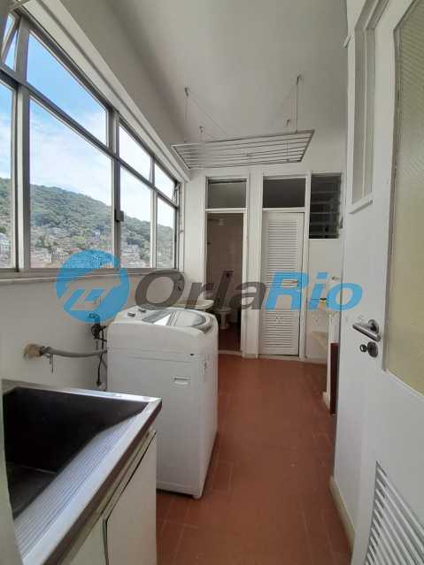 Apartamento para alugar com 3 quartos, 130m² - Foto 13