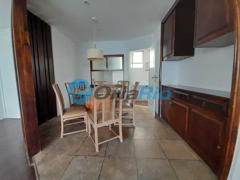 Apartamento para alugar com 3 quartos, 130m² - Foto 4