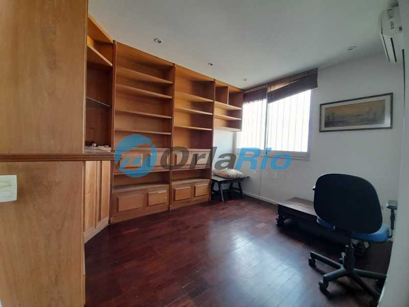 Apartamento para alugar com 3 quartos, 130m² - Foto 6