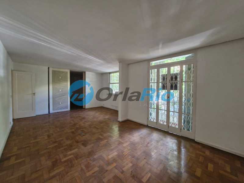 Apartamento à venda com 4 quartos, 258m² - Foto 1