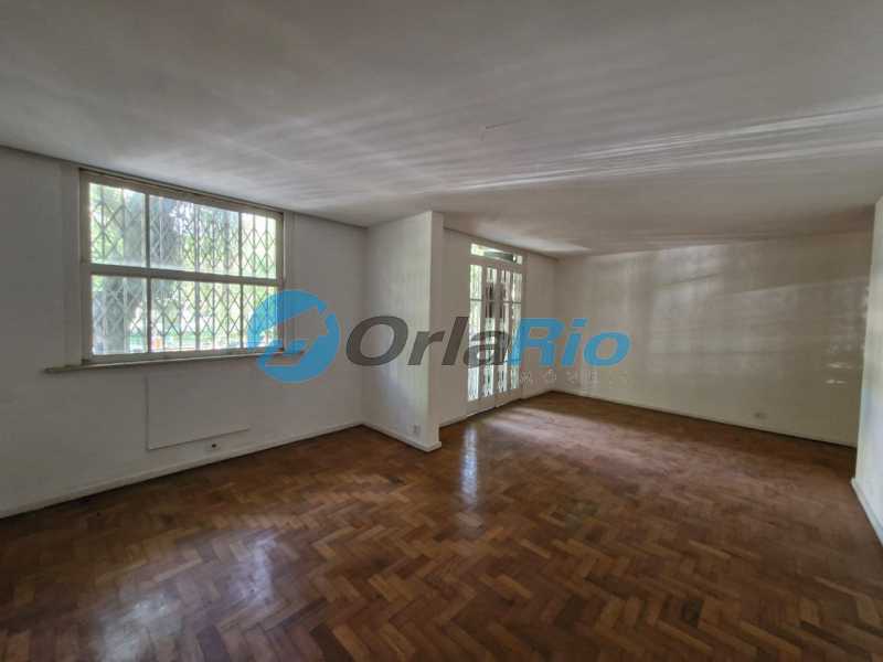 Apartamento à venda com 4 quartos, 258m² - Foto 3