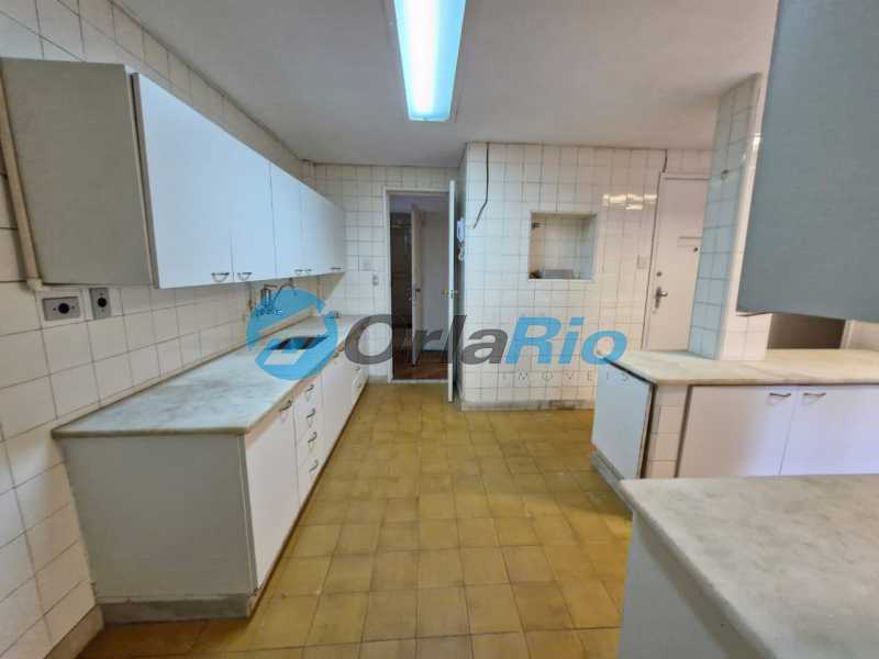 Apartamento à venda com 4 quartos, 258m² - Foto 22