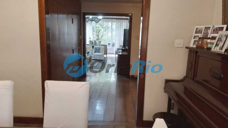 Apartamento à venda com 3 quartos, 220m² - Foto 6