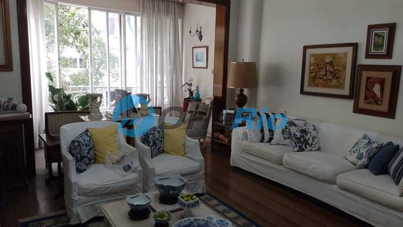 Apartamento à venda com 3 quartos, 220m² - Foto 4