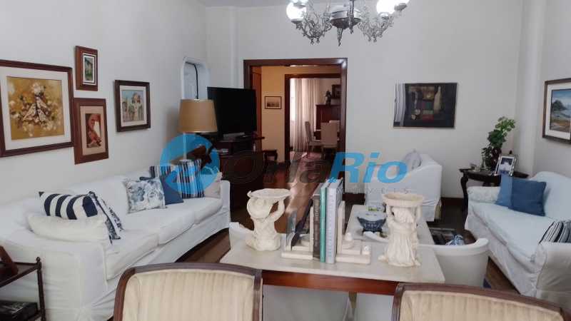 Apartamento à venda com 3 quartos, 220m² - Foto 8