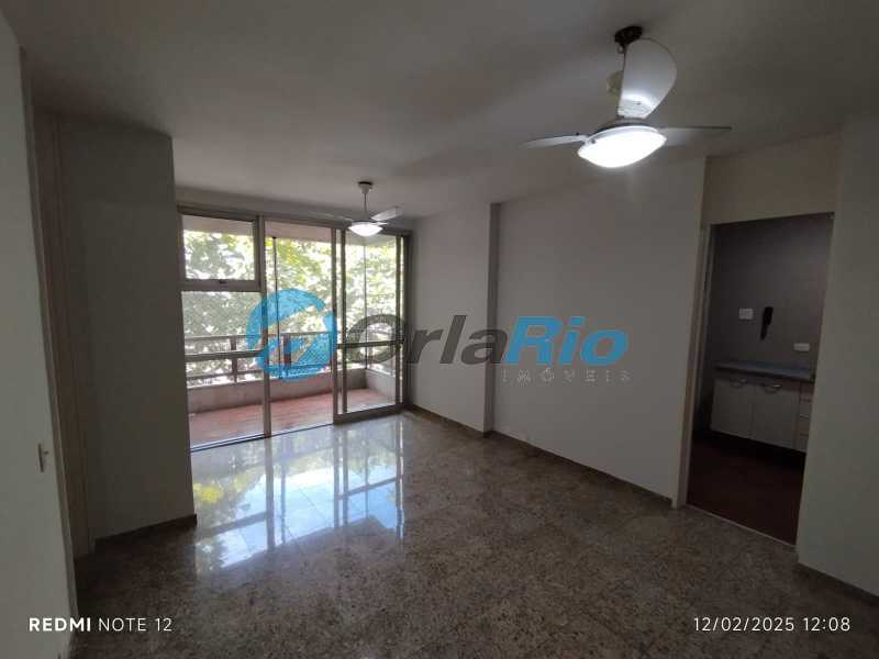 Apartamento à venda com 3 quartos, 100m² - Foto 6