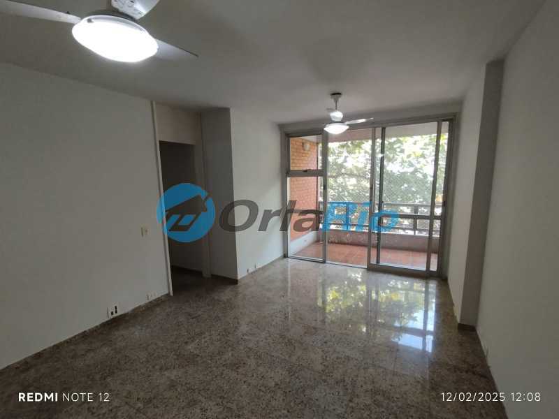 Apartamento à venda com 3 quartos, 100m² - Foto 2