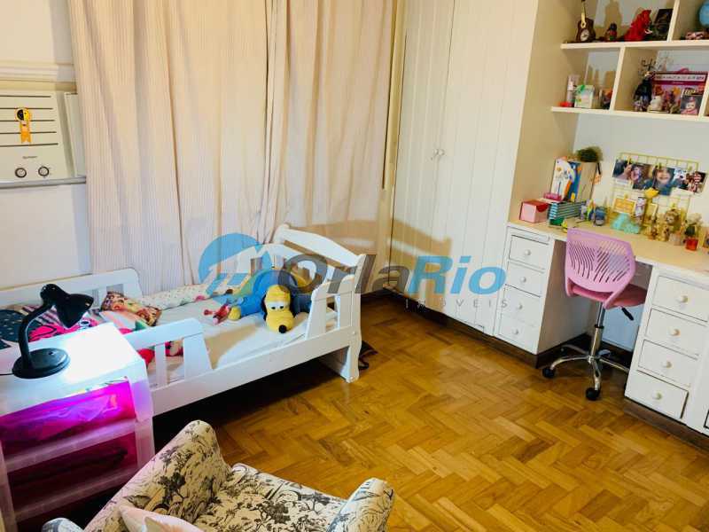 Apartamento à venda com 3 quartos, 104m² - Foto 13