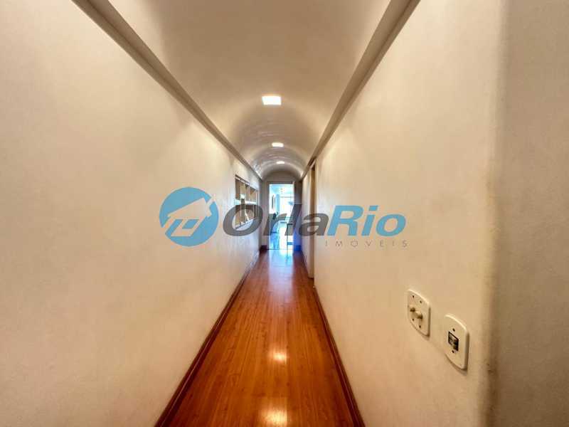 Apartamento à venda com 3 quartos, 257m² - Foto 11