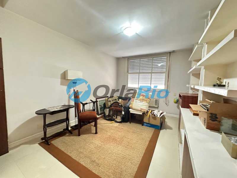 Apartamento à venda com 3 quartos, 257m² - Foto 14