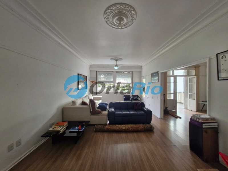 Apartamento à venda com 3 quartos, 134m² - Foto 9