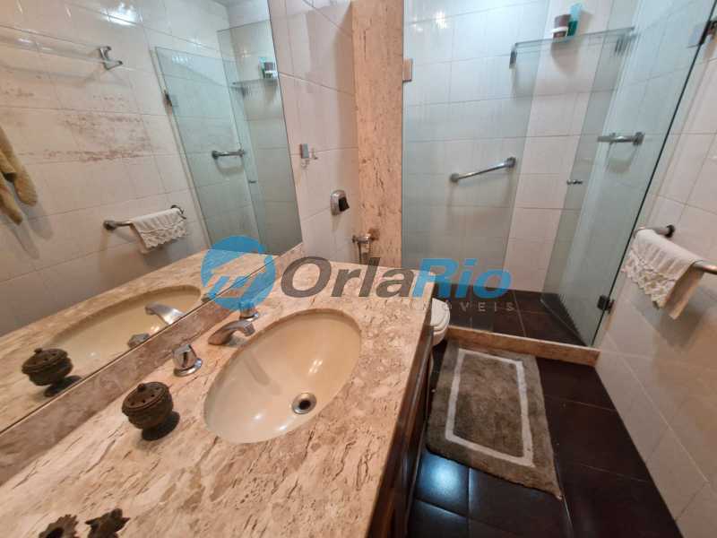 Apartamento à venda com 3 quartos, 134m² - Foto 17