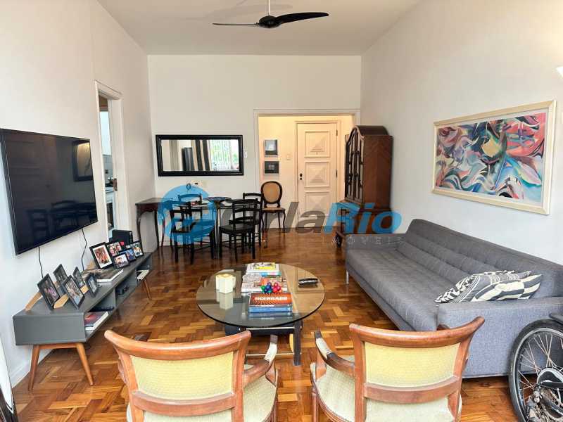 Apartamento à venda com 3 quartos, 111m² - Foto 4