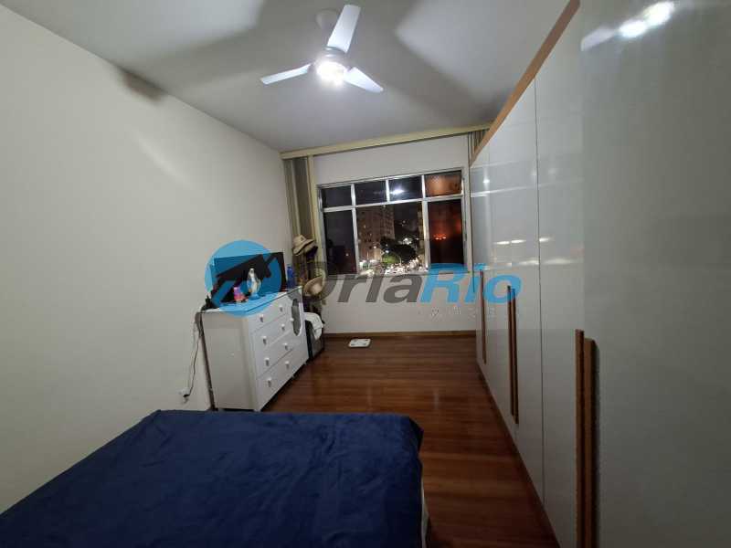 Apartamento à venda com 3 quartos, 100m² - Foto 18