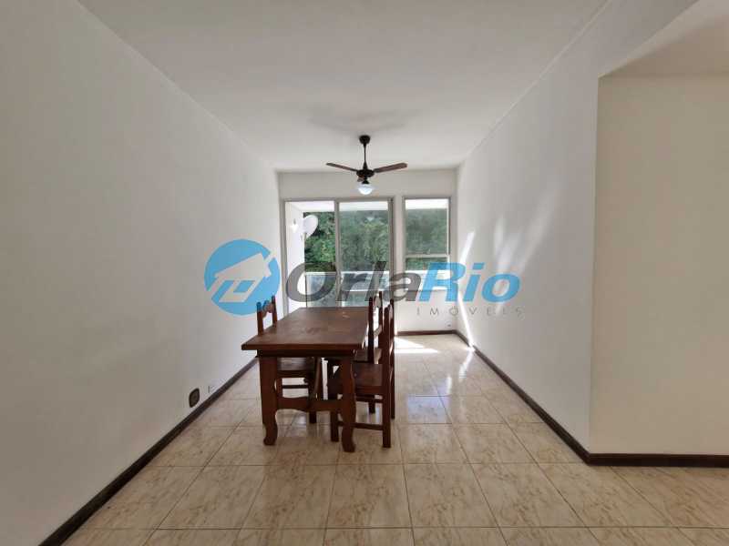 Apartamento à venda com 2 quartos, 77m² - Foto 2