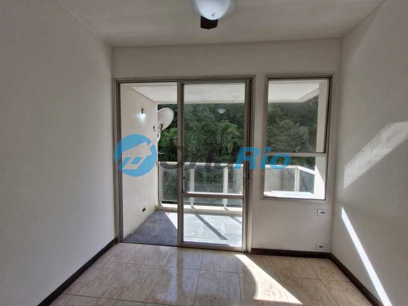 Apartamento à venda com 2 quartos, 77m² - Foto 4