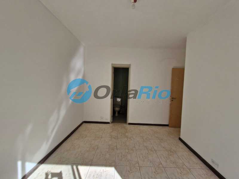 Apartamento à venda com 2 quartos, 77m² - Foto 18