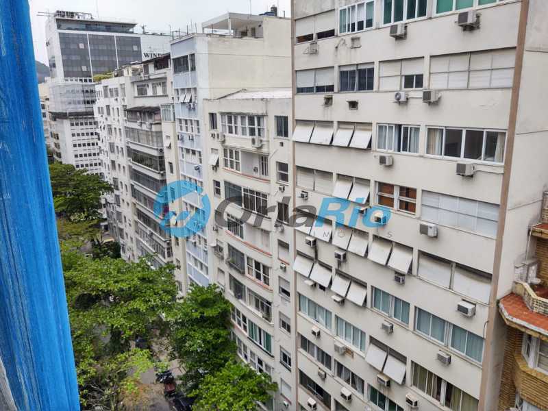 Apartamento à venda com 2 quartos, 75m² - Foto 4